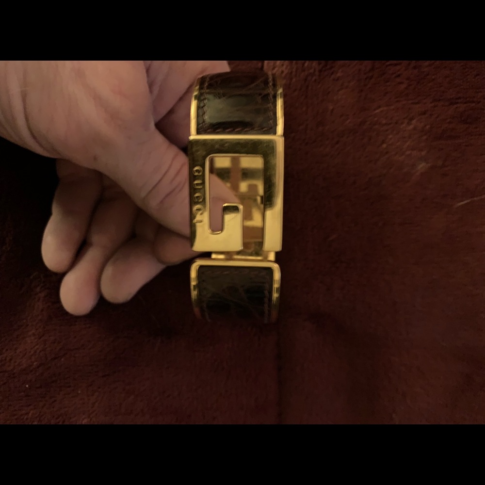 Gucci cufflink